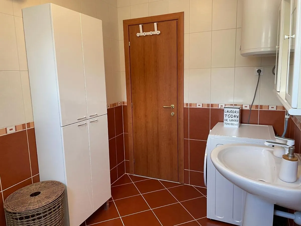Rock'N'Jazz Apartment With Swimming Pool And Beautiful Sea View Poljane